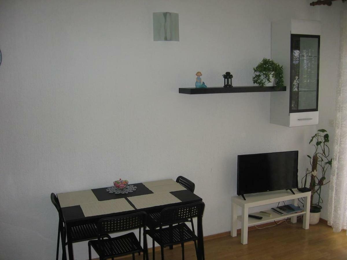 Apartman Valentic Apartment ยาดราโนโว ภายนอก รูปภาพ