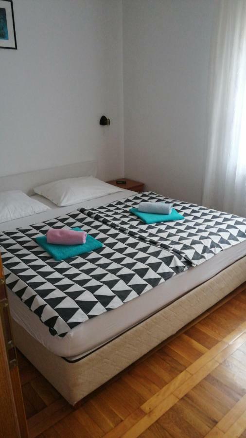 Apartman Valentic Apartment ยาดราโนโว ภายนอก รูปภาพ